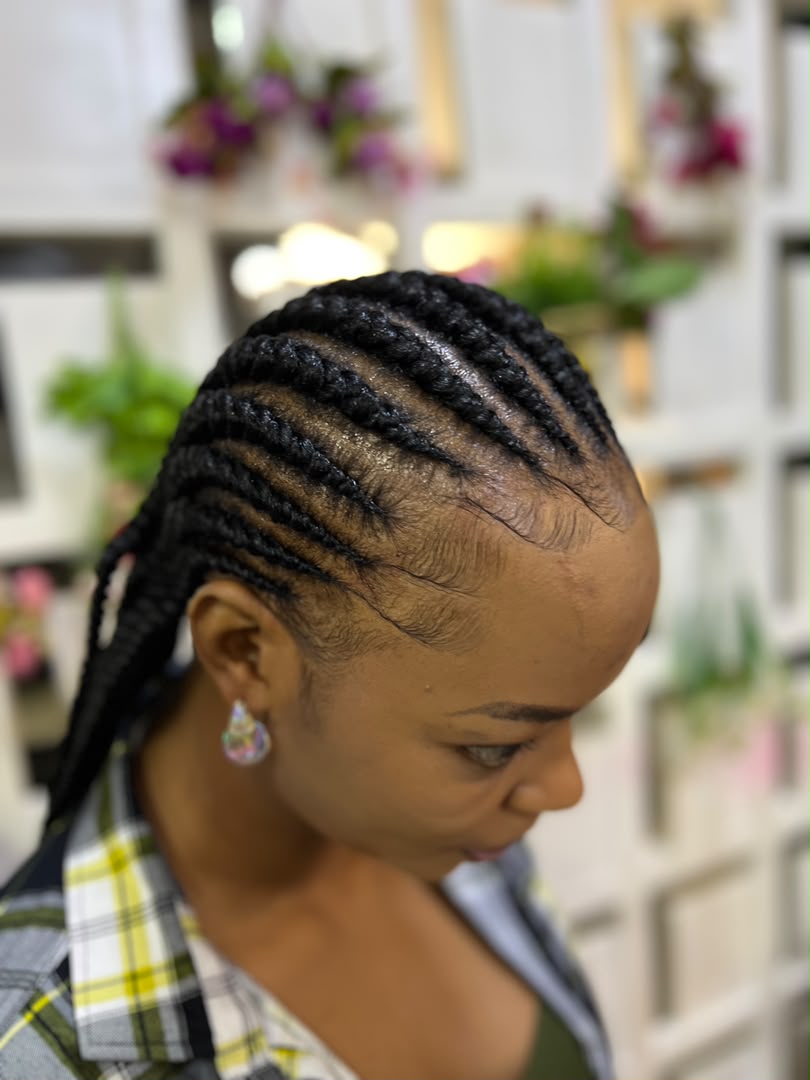 lady Moureen salon and Bridals